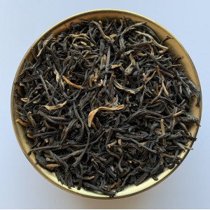 Черный красный чай Золотой Юннань 100 г. Photo 2