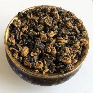 Черный чай Золотая улитка золотые спирали премиум 100 г