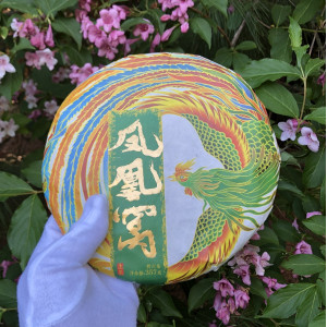 Шен пуэр Feng Huang Wo Гнездо Птицы Феникс блин 357 г